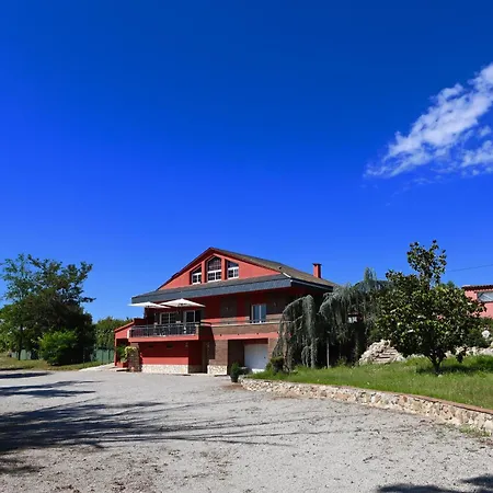 El Cedre Blau Vivienda Con Piscina En Holiday home *