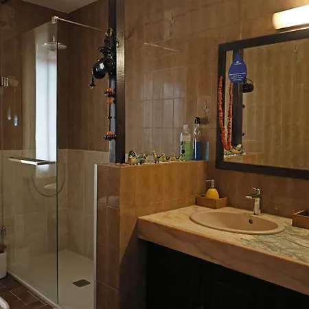 El Cedre Blau Vivienda Con Piscina En Granollers