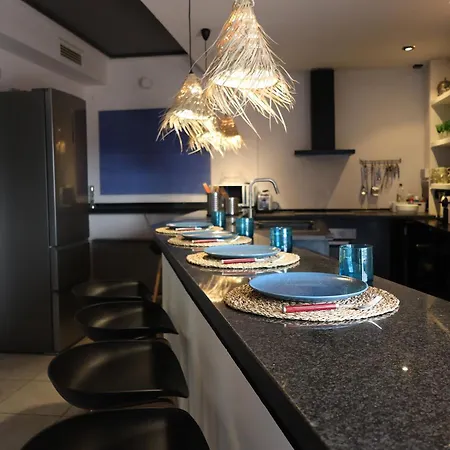 El Cedre Blau Vivienda Con Piscina En *